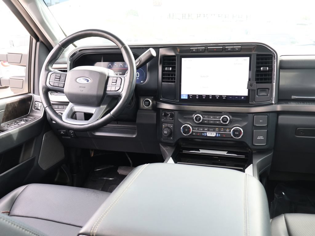 Used 2023 Ford F450 Lariat w/ FX4 Off-Road Package AWD/4WD image 12