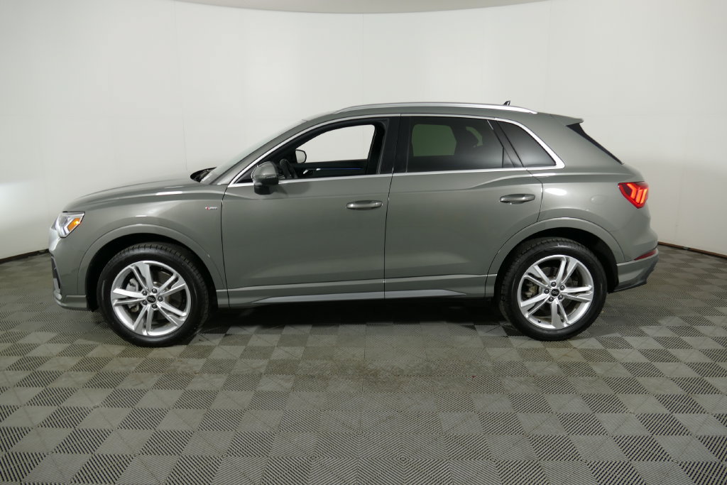 Used 2024 Audi Q3 2.0T Premium Plus AWD/4WD image 6