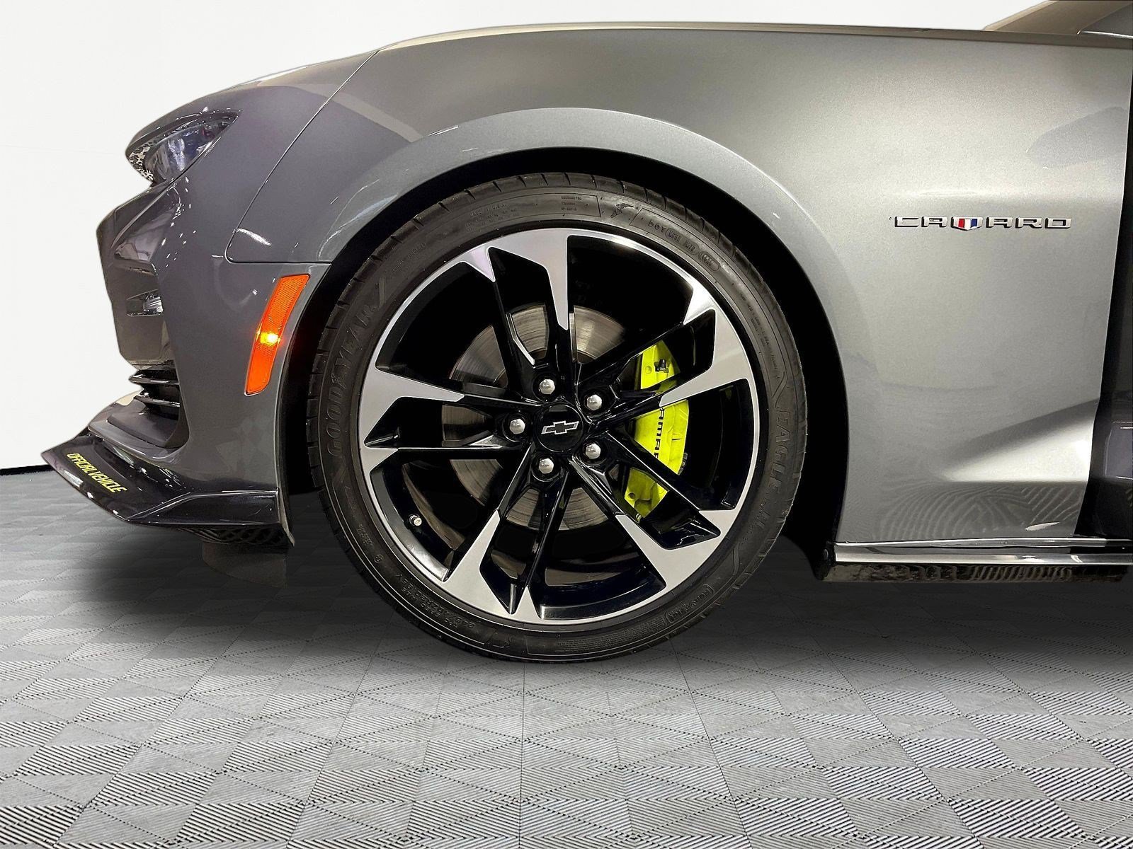 Used 2021 Chevrolet Camaro SS RWD image 32