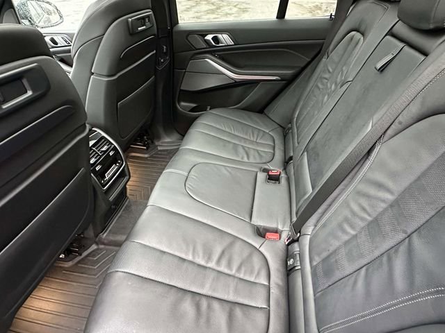 Used 2019 BMW X5 xDrive50i w/ M Sport Package image 17