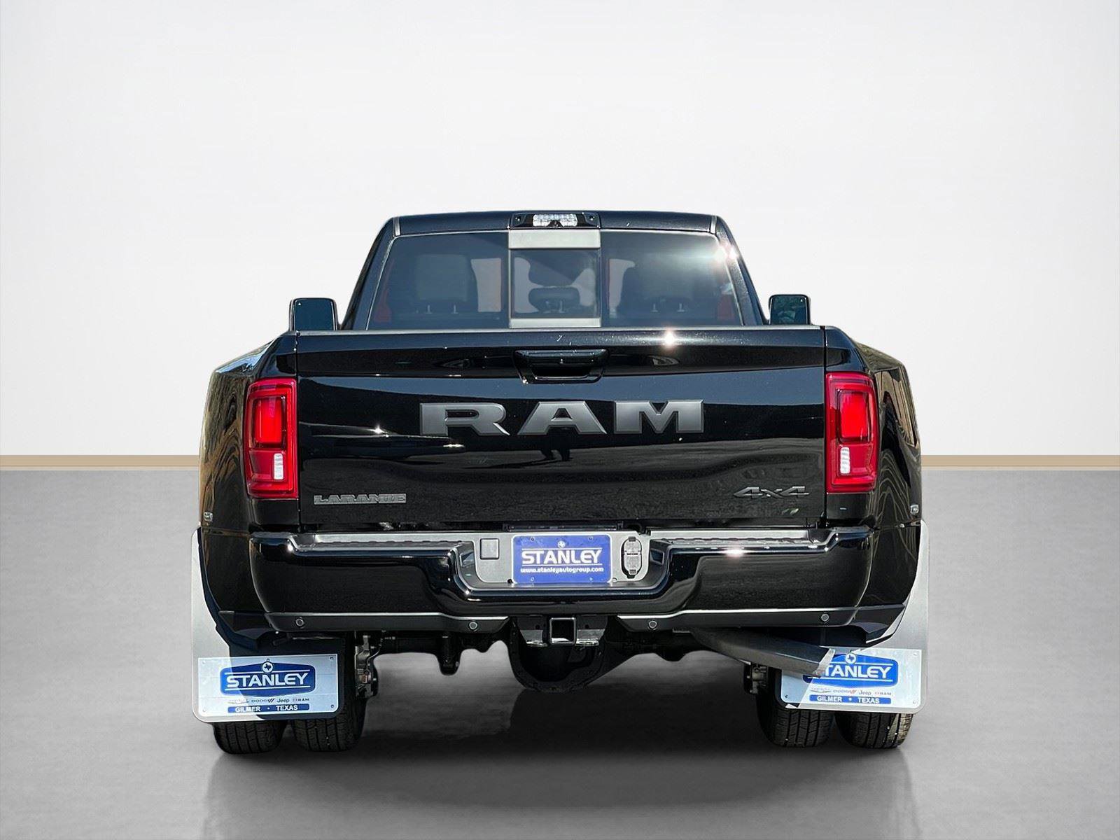 New 2026 RAM 3500 Laramie AWD/4WD image 7