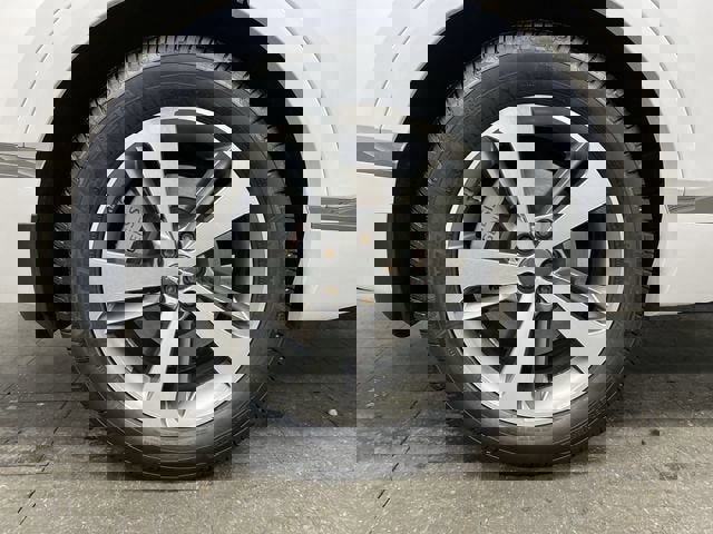 Used 2023 Genesis GV80 2.5T w/ Advanced Package image 34