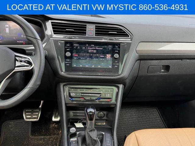 Used 2024 Volkswagen Tiguan SE R-Line AWD/4WD image 14