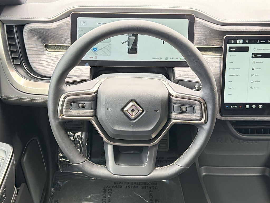 Used 2025 Rivian R1S Adventure AWD/4WD image 8