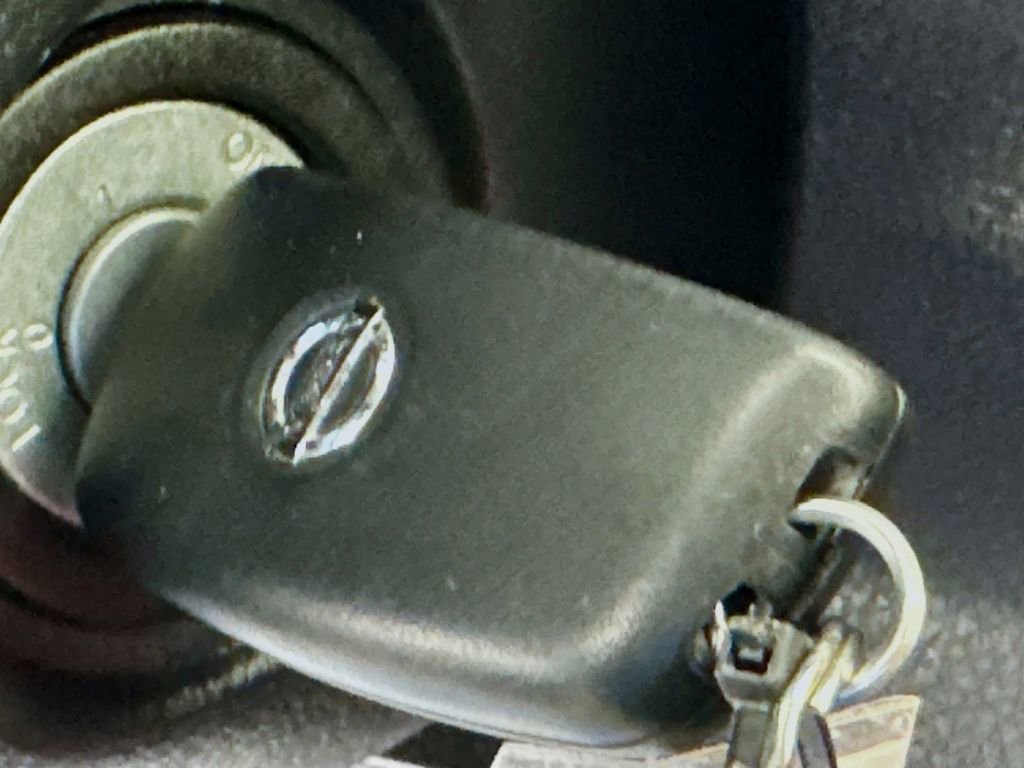 Used 2020 Nissan Rogue Sport S image 20