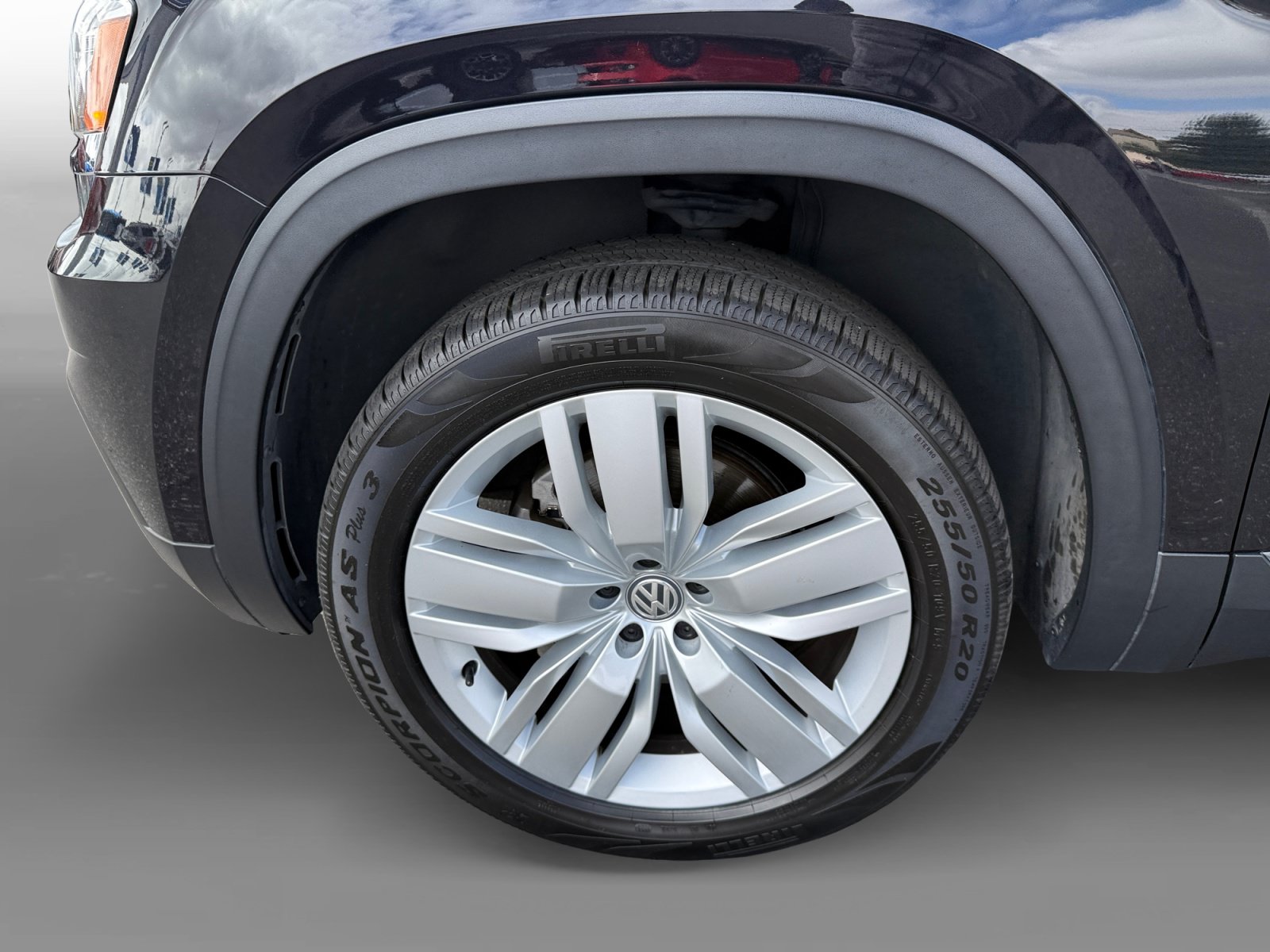 Used 2019 Volkswagen Atlas SE w/ Towing Package AWD/4WD image 9