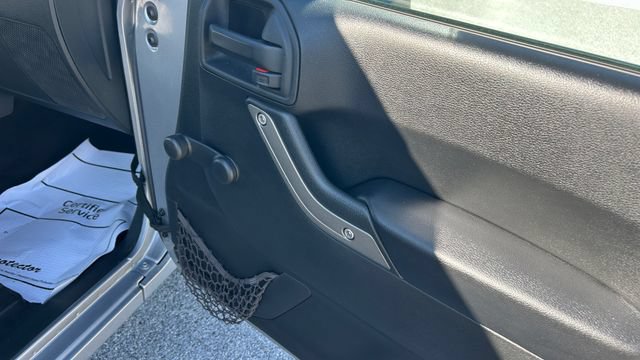 Used 2016 Jeep Wrangler Sport AWD/4WD image 31
