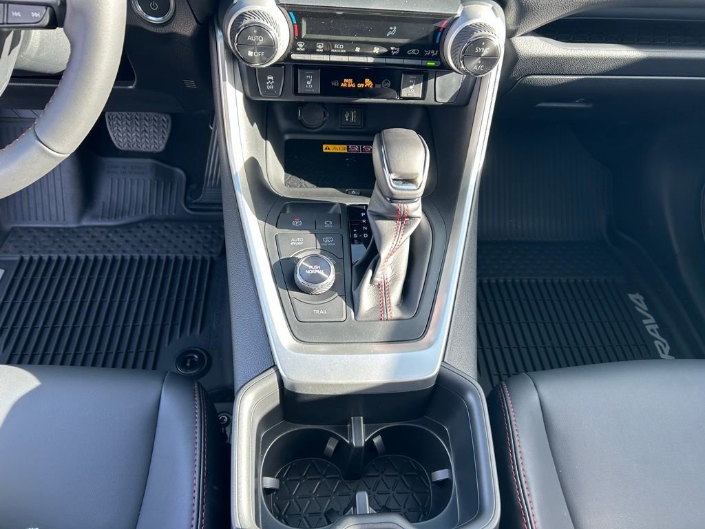 Used 2025 Toyota RAV4 XSE w/ Weather Package image 21