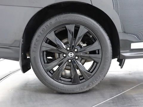 Used 2017 Nissan Pathfinder Platinum w/ Midnight Edition Package image 51