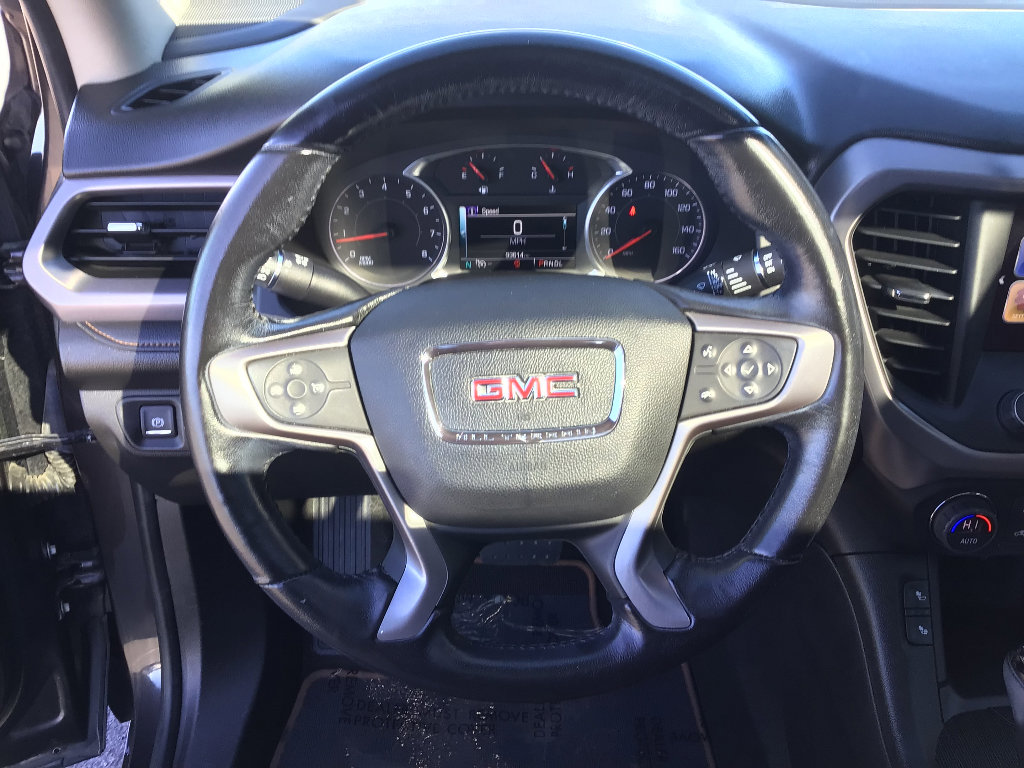Used 2017 GMC Acadia SLT image 12