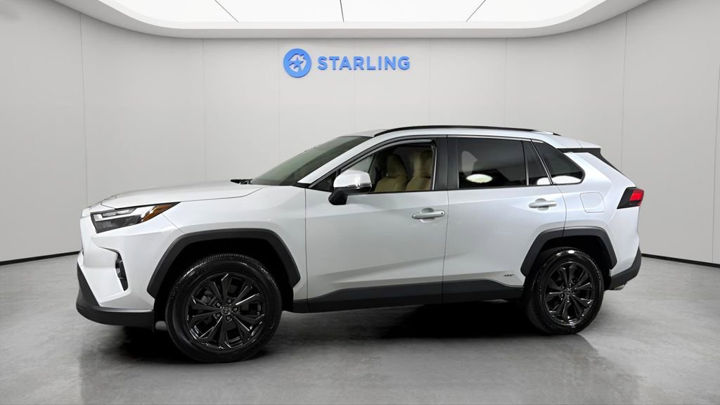 Used 2023 Toyota RAV4 XLE Premium AWD/4WD image 2