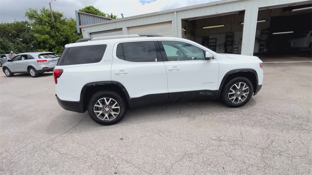 Used 2023 GMC Acadia SLE w/ Driver Convenience Package image 9