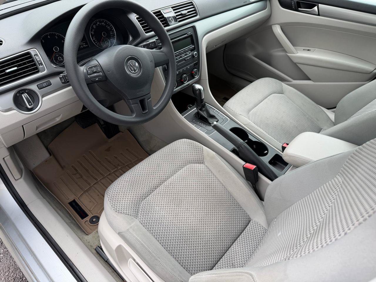 Used 2013 Volkswagen Passat 2.5 S FWD image 10