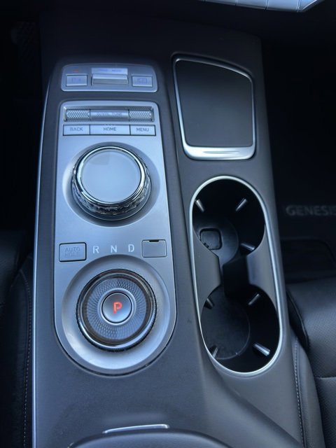 Used 2025 Genesis GV70 2.5T image 14