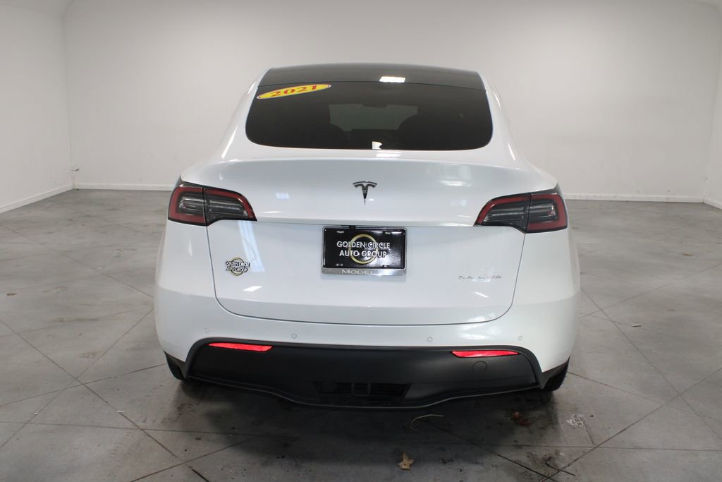 Used 2021 Tesla Model Y Long Range image 8