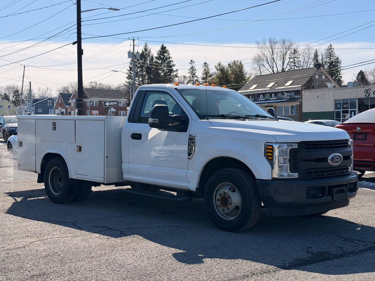 Used 2018 Ford F350 XL w/ Power Equipment Group RWD image 3