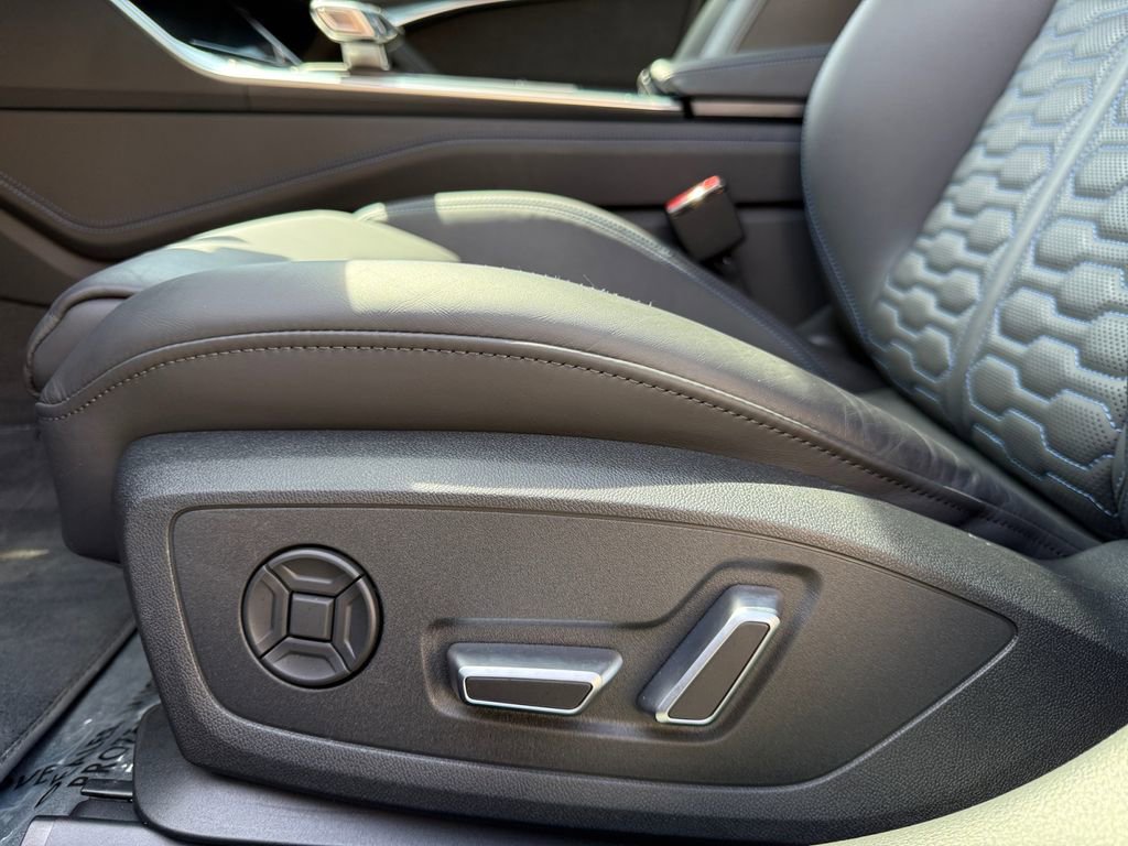 Used 2025 Audi RS 6 performance image 10