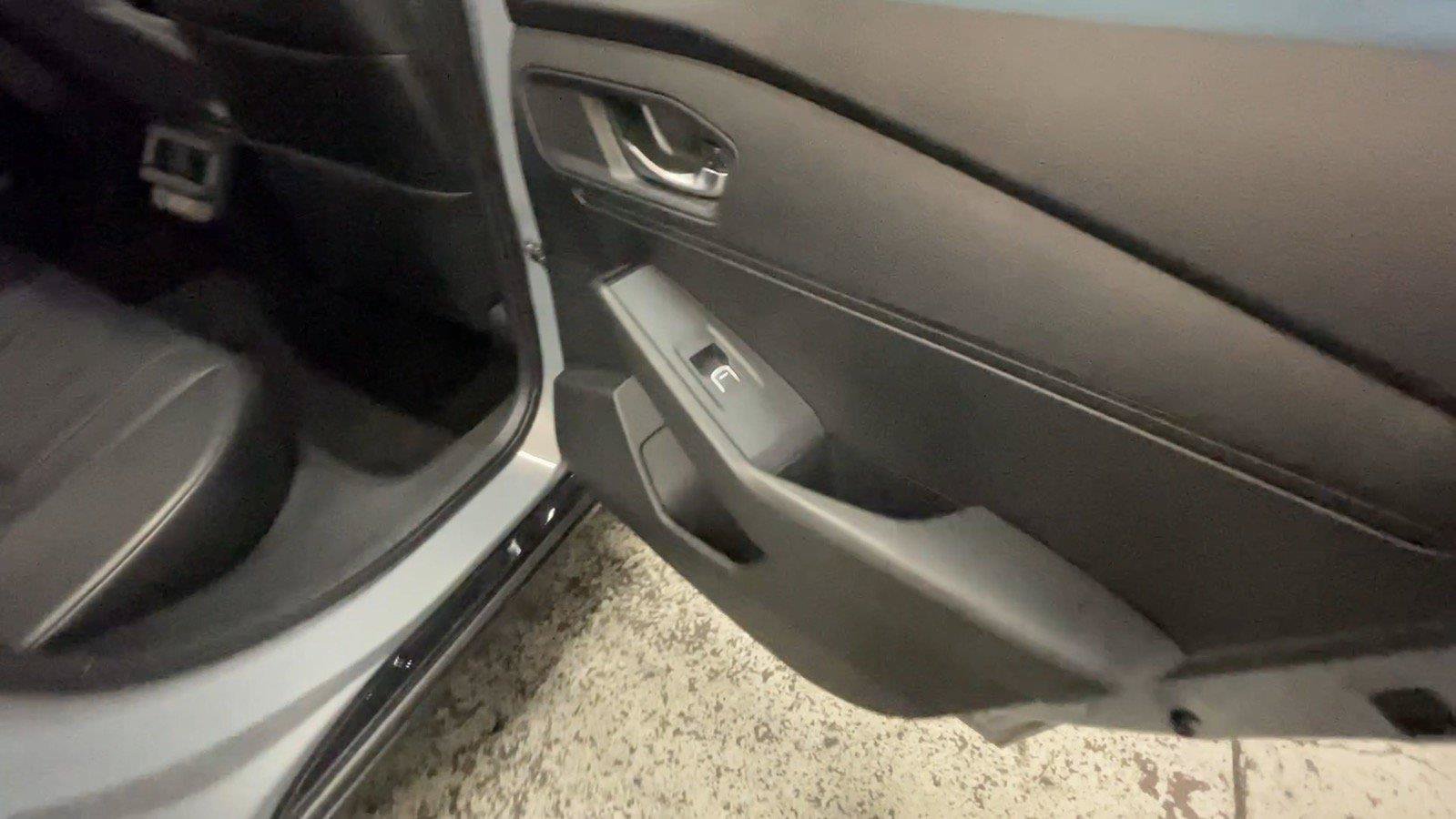 Used 2025 Honda Accord Sport image 22