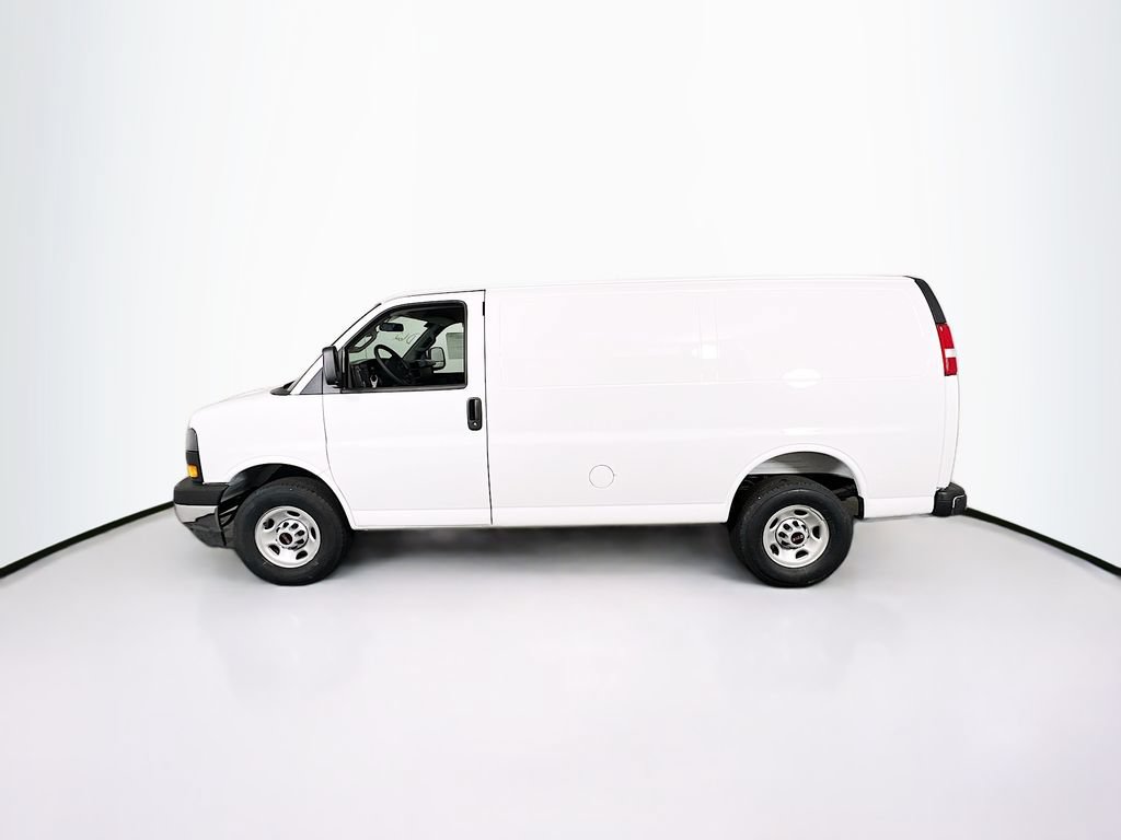 New 2026 GMC Savana 3500 w/ Driver Convenience Package RWD image 4