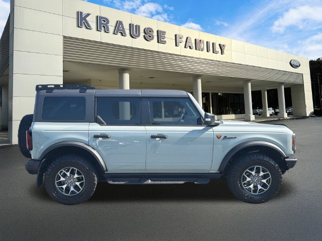 Certified 2024 Ford Bronco Badlands AWD/4WD image 9