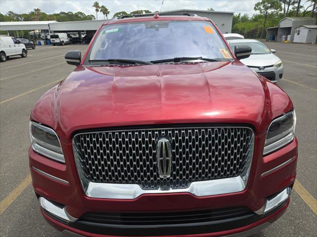 Used 2019 Lincoln Navigator Reserve image 3