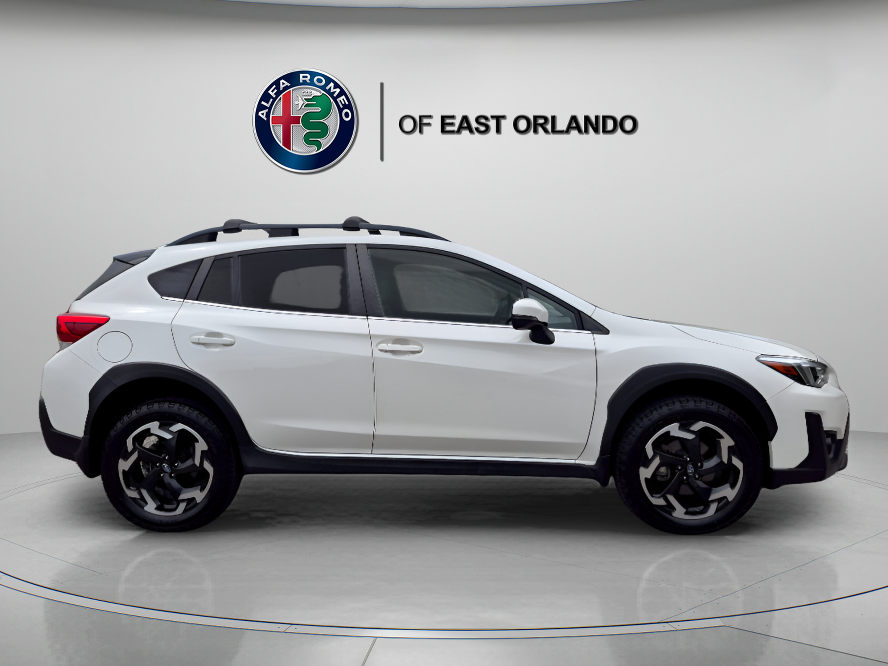 Used 2022 Subaru Crosstrek 2.5i Limited w/ Moonroof Package 2 AWD/4WD image 8