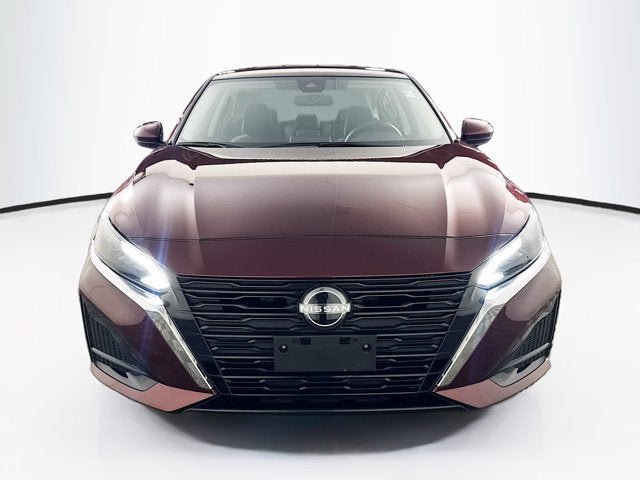 Certified 2023 Nissan Altima 2.5 SV AWD/4WD image 2