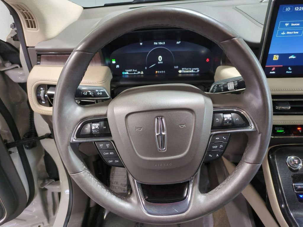 Certified 2023 Lincoln Nautilus Reserve image 19