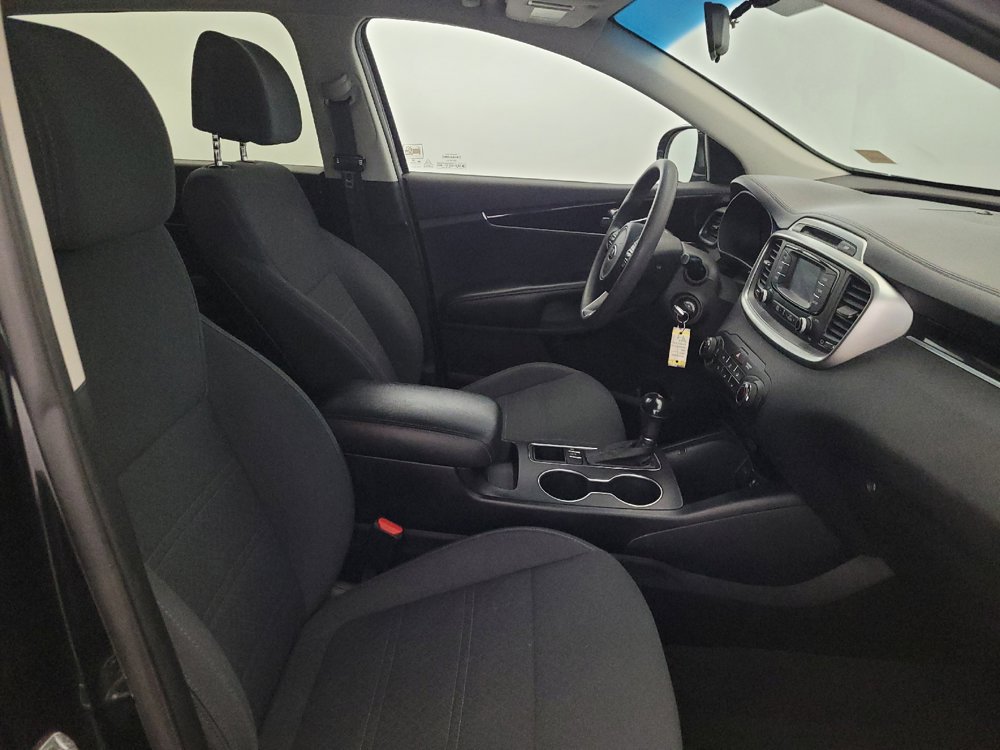 Used 2017 Kia Sorento AWD image 21