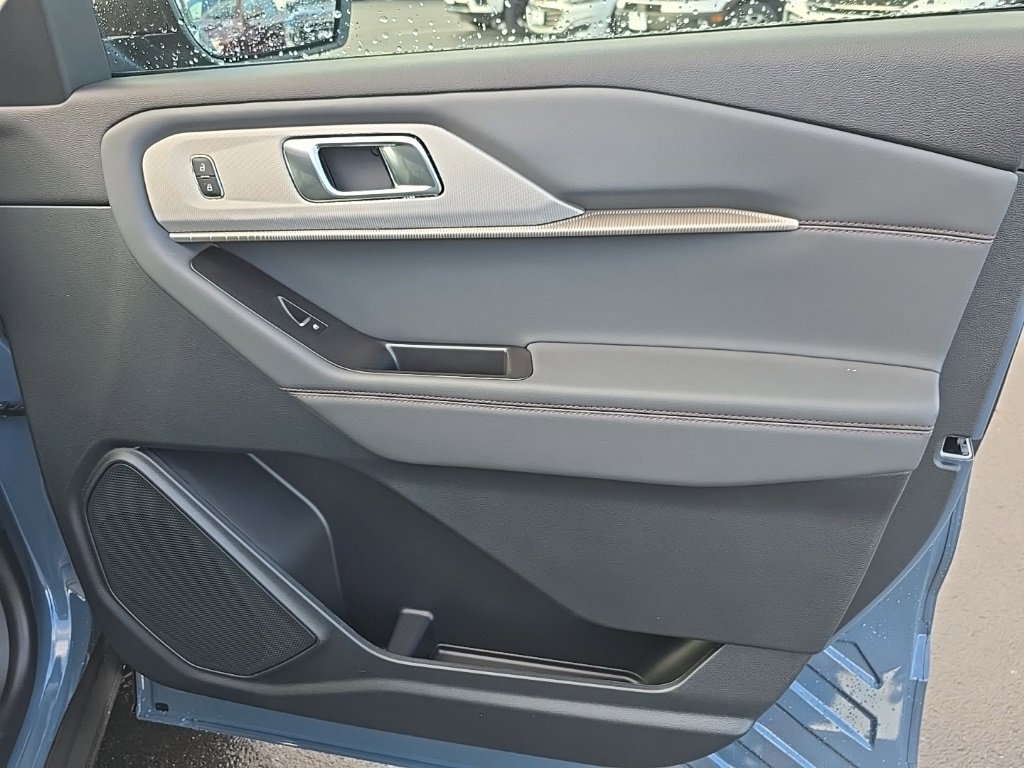 New 2026 Ford Explorer Active image 50