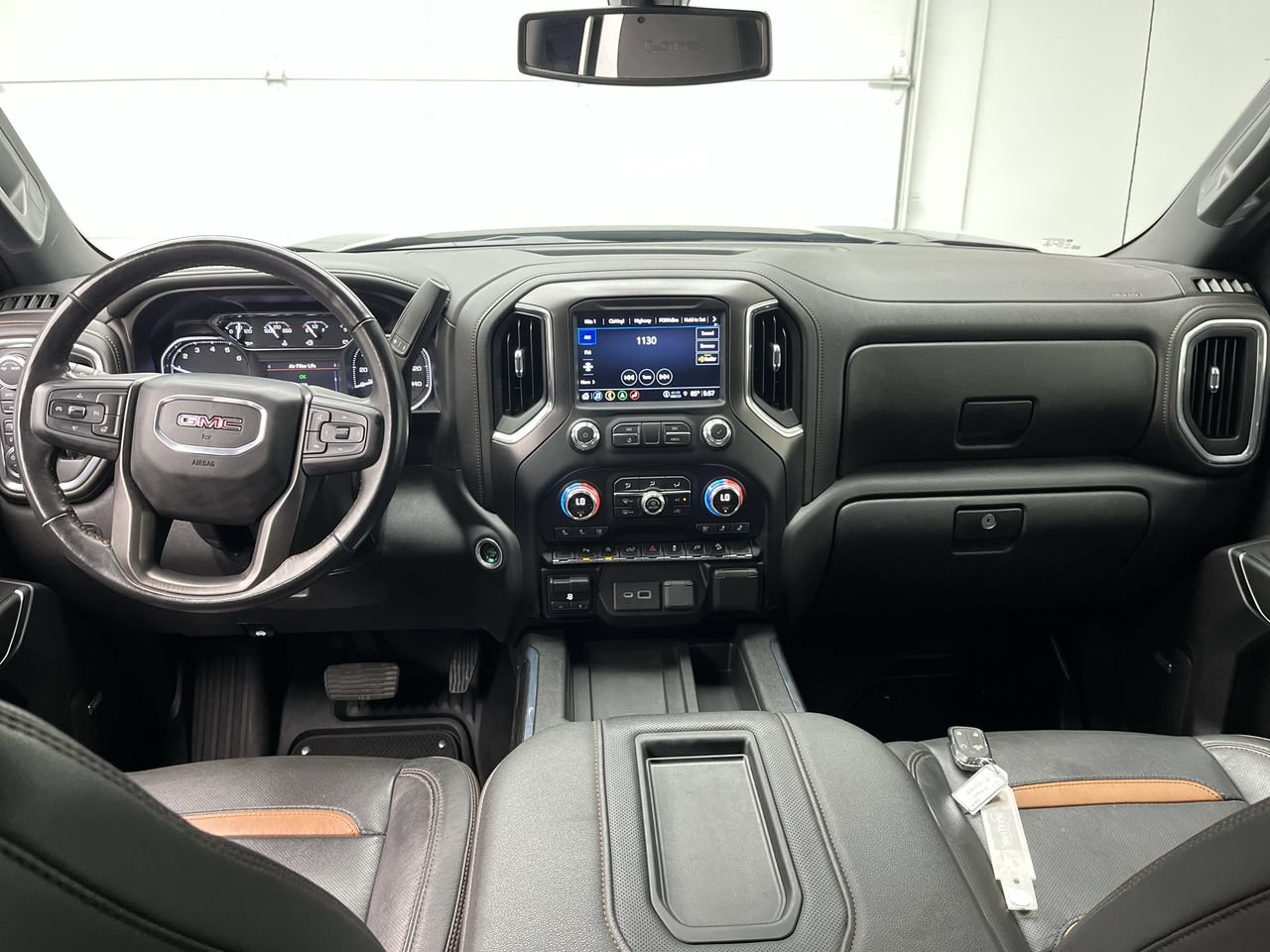 Certified 2021 GMC Sierra 1500 AT4 w/ AT4 Preferred Package AWD/4WD image 4
