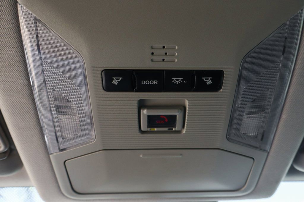 Used 2021 Toyota RAV4 XLE image 26