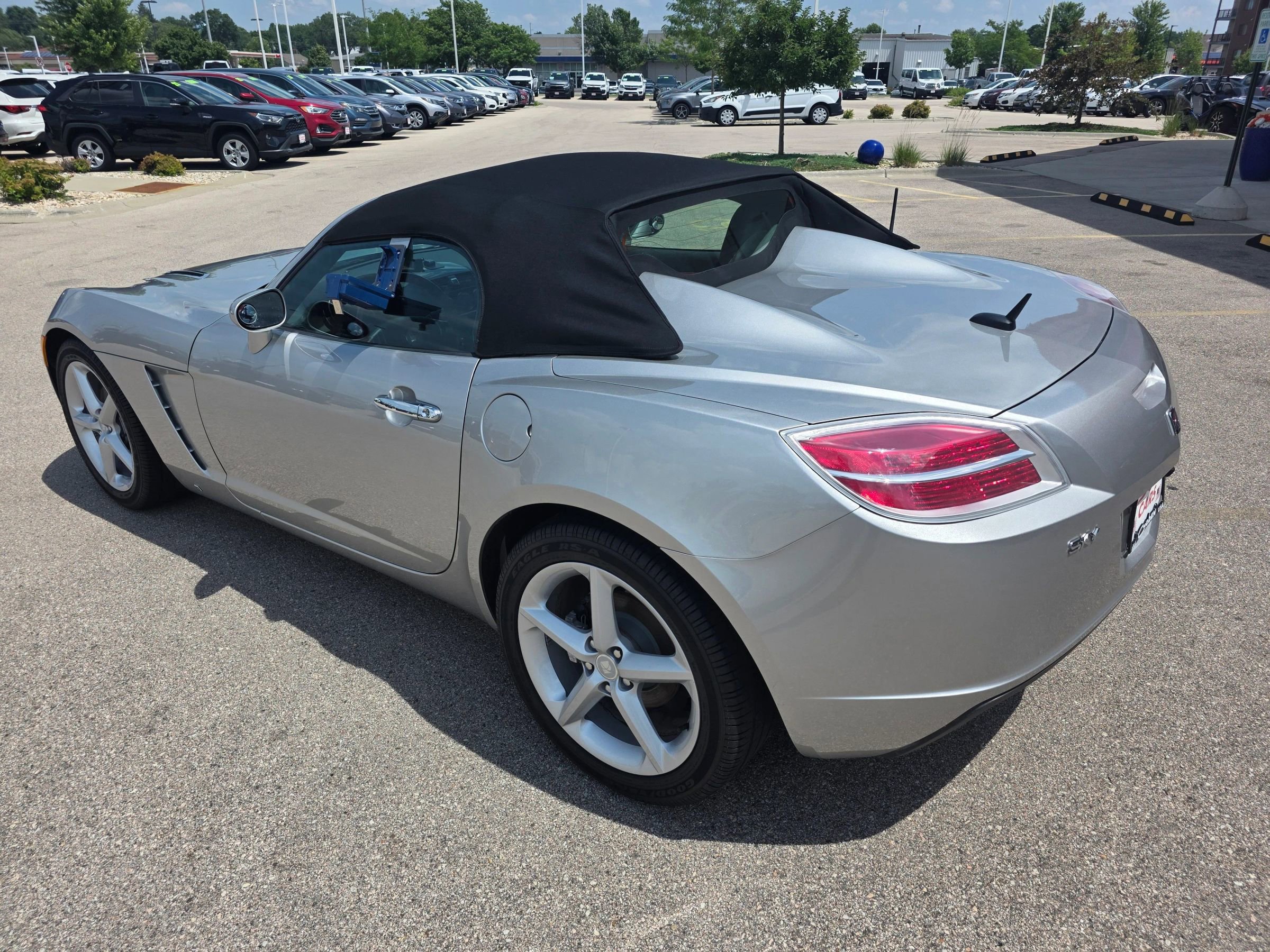 Used 2007 Saturn Sky w/ Premium Trim Pkg image 5