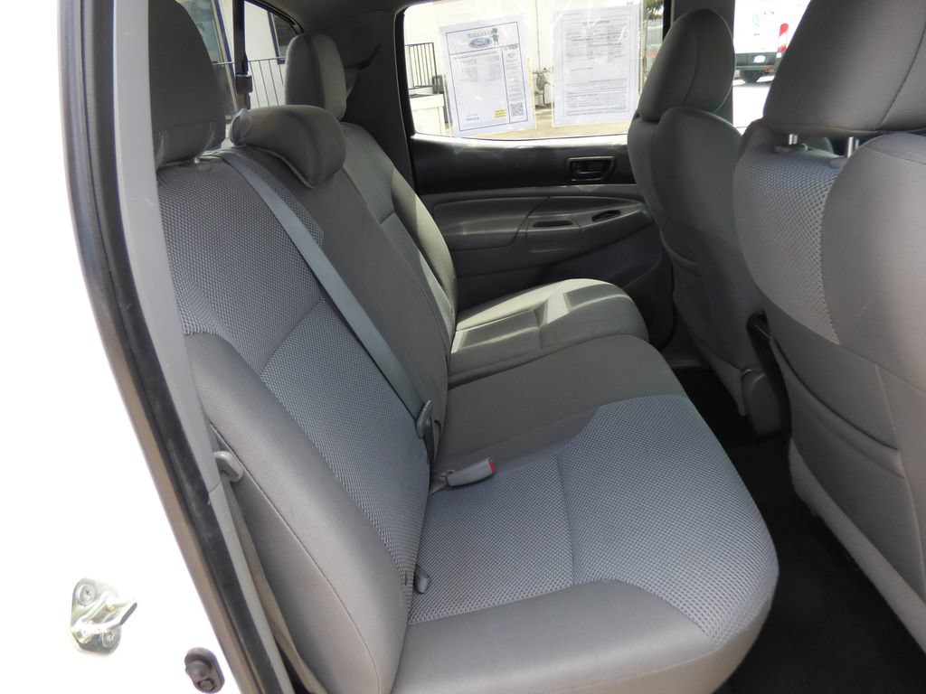 Used 2014 Toyota Tacoma PreRunner w/ TRD Sport Package RWD image 14