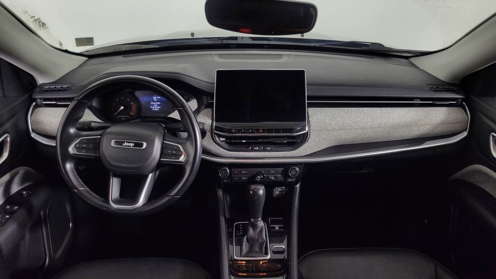 Used 2022 Jeep Compass Latitude image 36