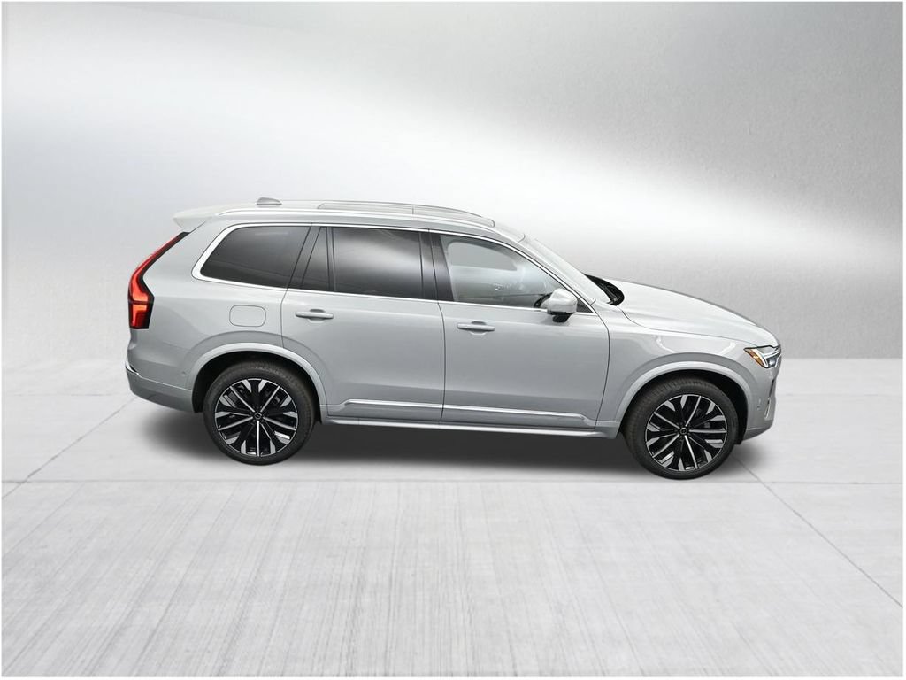 New 2026 Volvo XC90 B6 Plus w/ Protection Package Premier AWD/4WD image 18