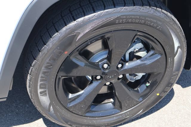 Used 2023 Jeep Cherokee Altitude Lux w/ Lux Elite Package AWD/4WD image 29