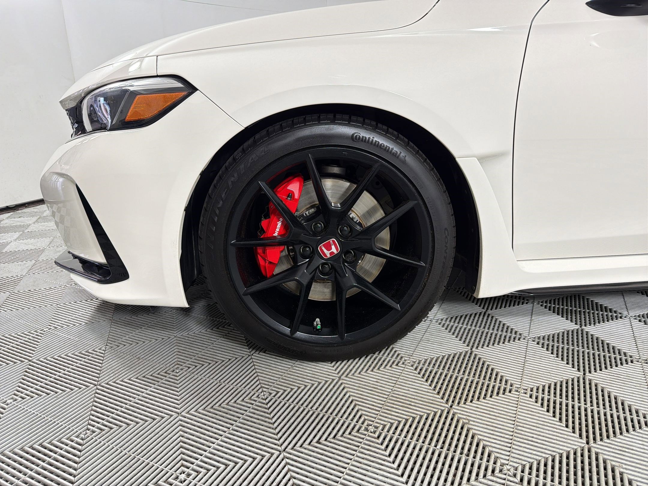 Certified 2024 Honda Civic Type R image 11