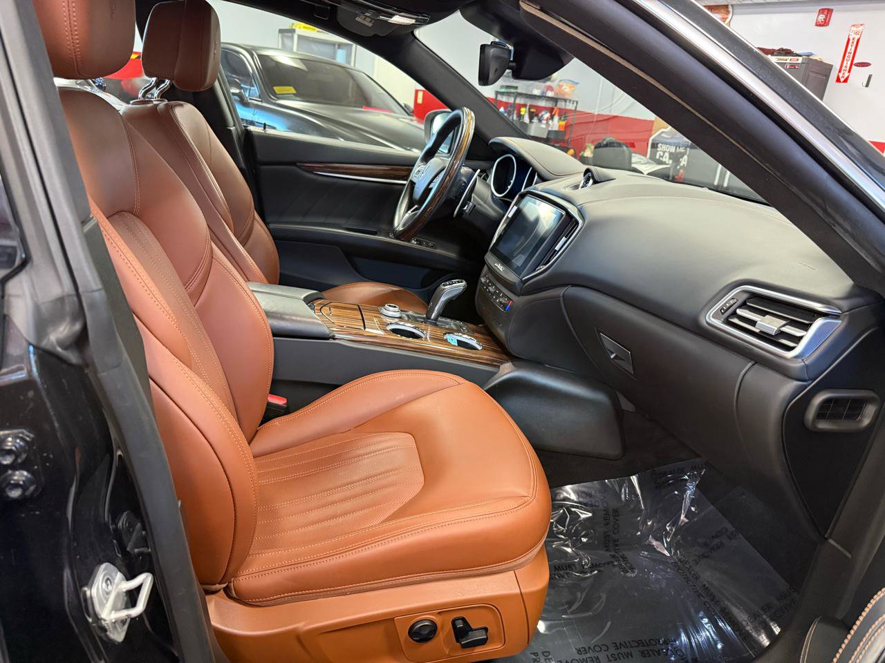 Used 2019 Maserati Ghibli S Q4 AWD/4WD image 39