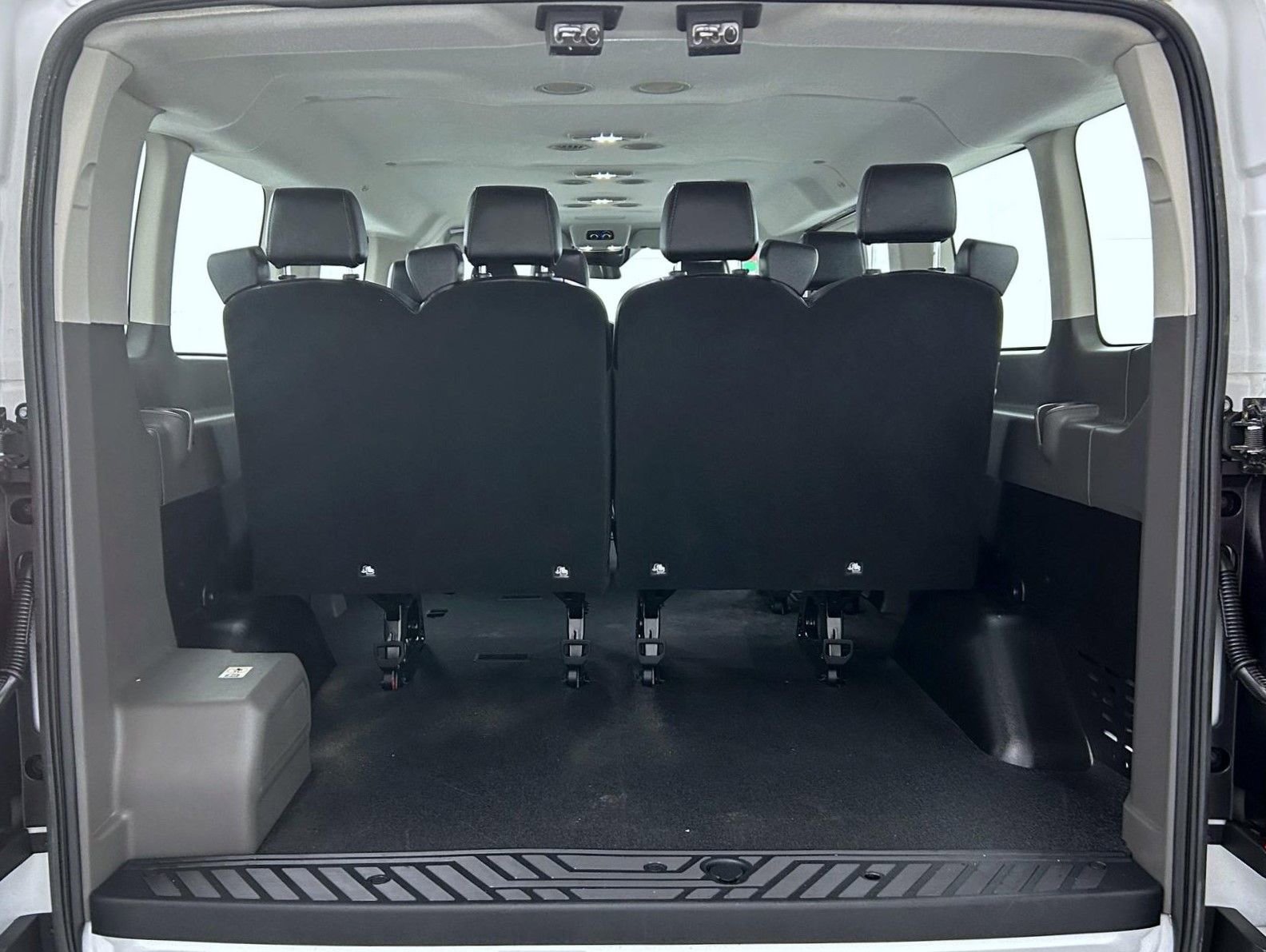 Used 2024 Ford Transit 350 XL image 19