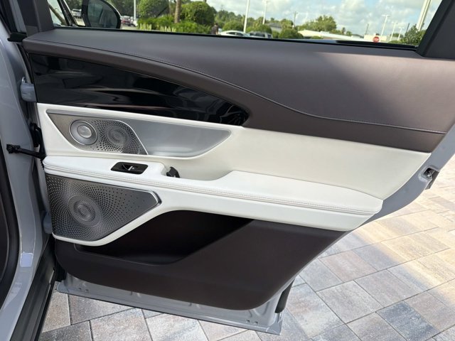 New 2026 Lincoln Nautilus Black Label AWD/4WD image 21