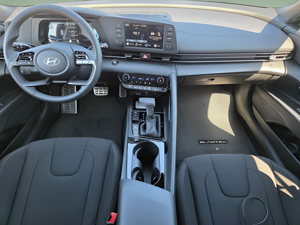 New 2026 Hyundai Elantra SEL Sport Premium FWD image 16