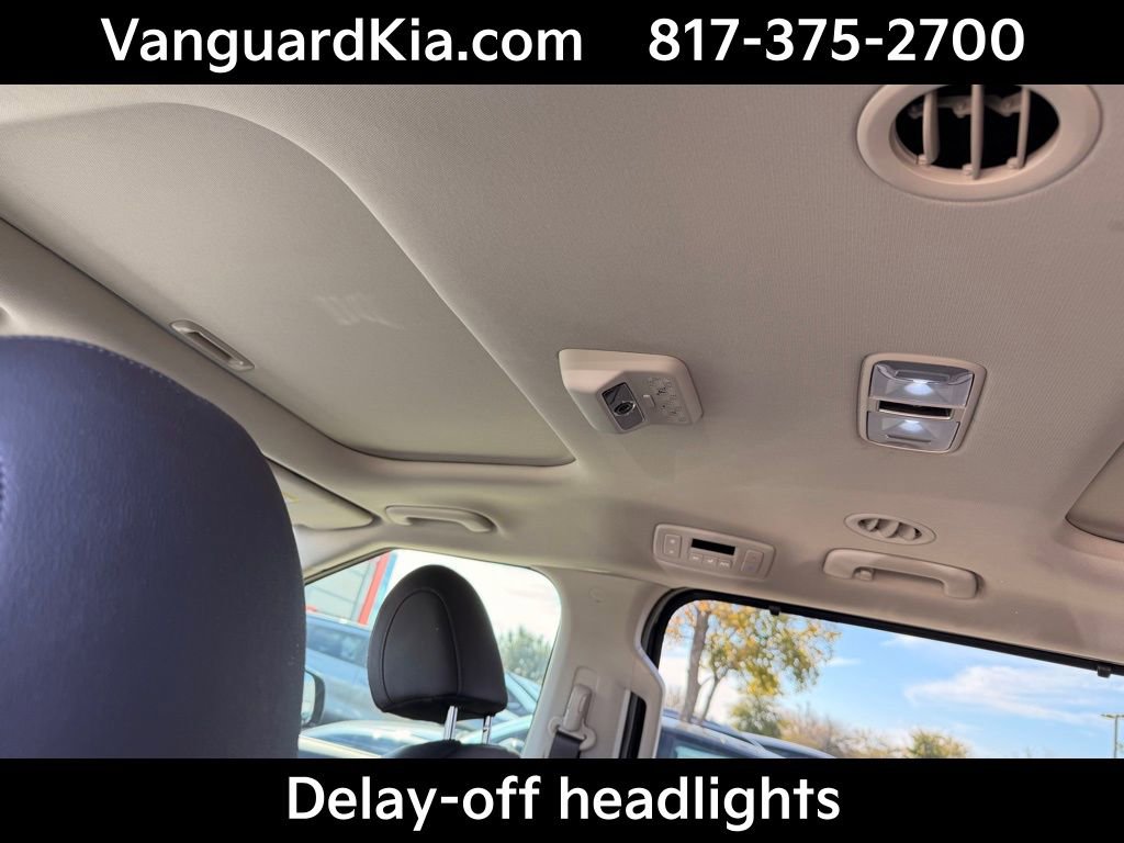 Certified 2025 Kia Carnival SX Prestige image 27