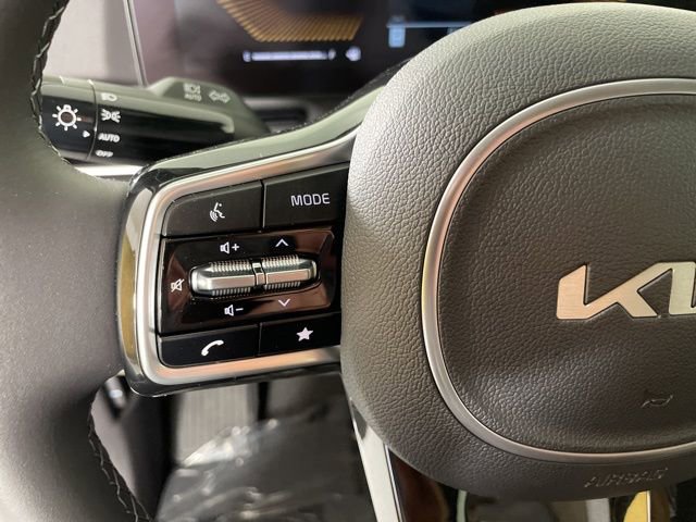 New 2026 Kia Carnival EX image 21