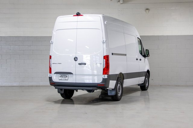 Used 2024 Mercedes-Benz Sprinter 144 Cargo image 8