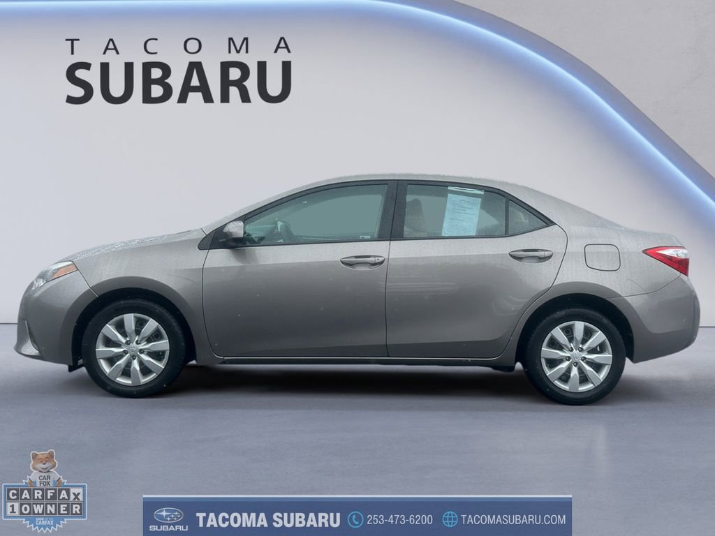 Used 2014 Toyota Corolla LE image 2