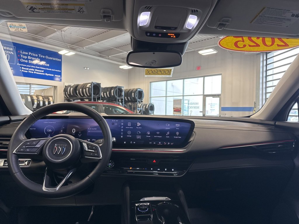 Used 2025 Buick Envision Preferred image 9