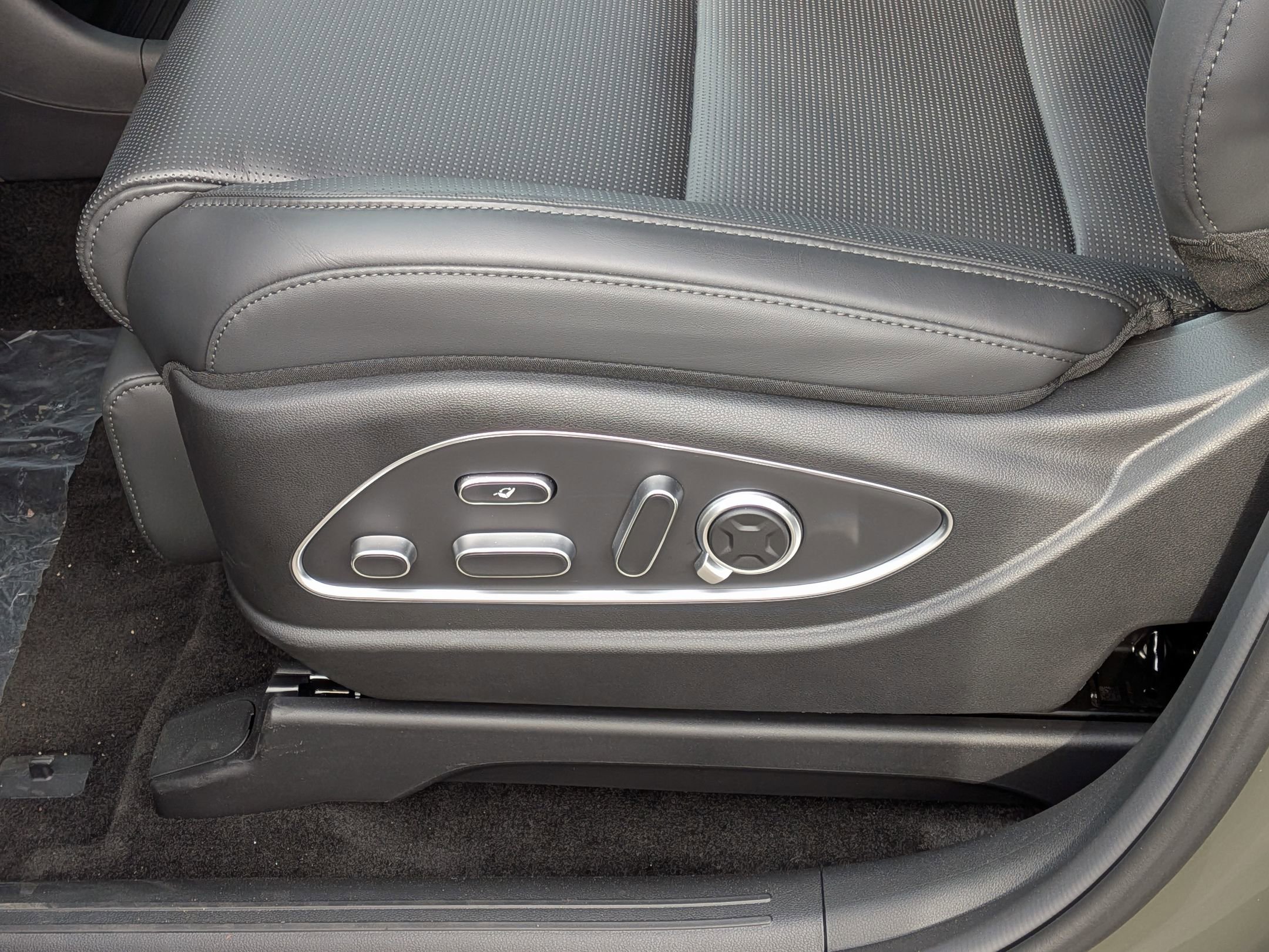 New 2026 Hyundai Palisade Calligraphy FWD image 18