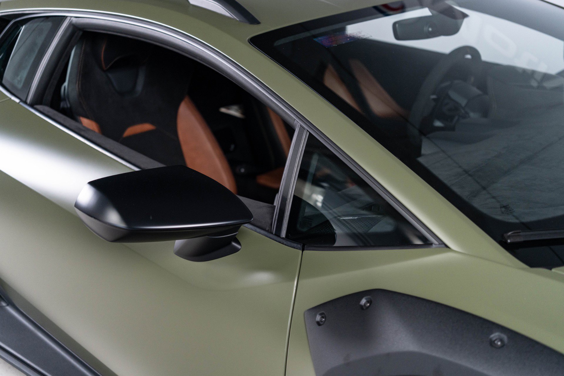 Used 2024 Lamborghini Huracan Sterrato AWD/4WD image 40