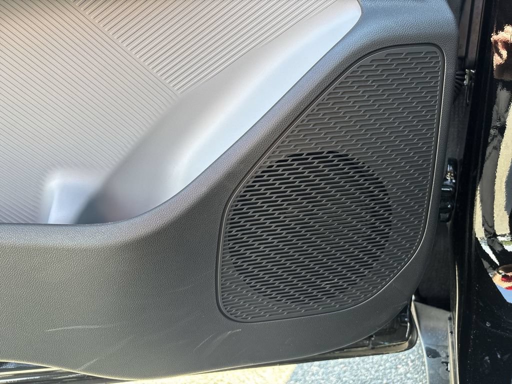 New 2027 Chevrolet Bolt LT w/ Comfort Package FWD image 24